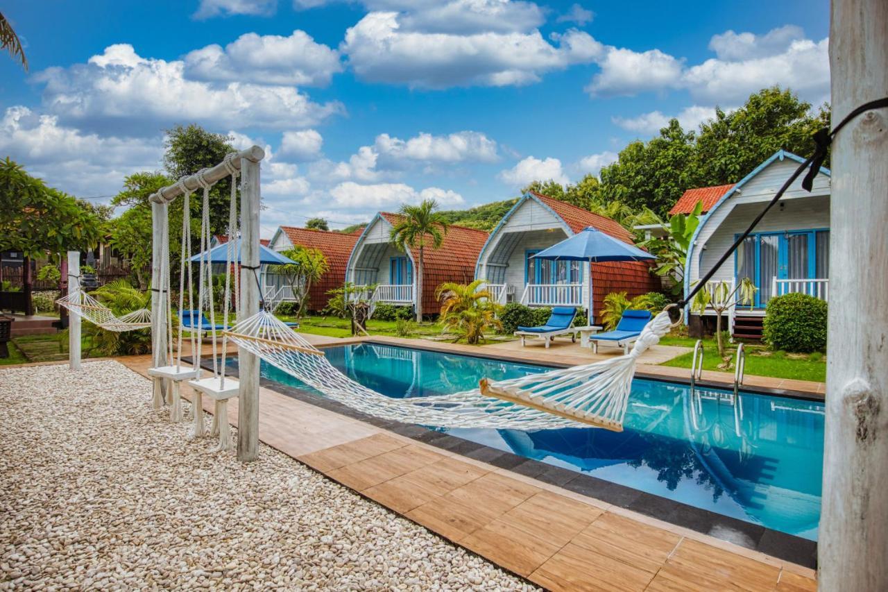 Megaland Bungalow Batununggul Dış mekan fotoğraf