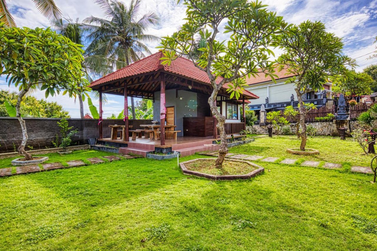 Megaland Bungalow Batununggul Dış mekan fotoğraf