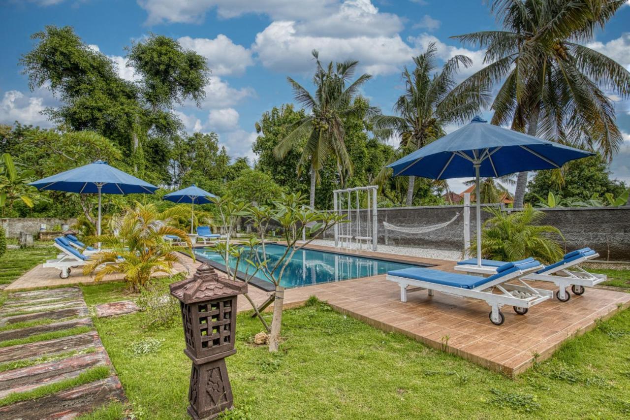 Megaland Bungalow Batununggul Dış mekan fotoğraf